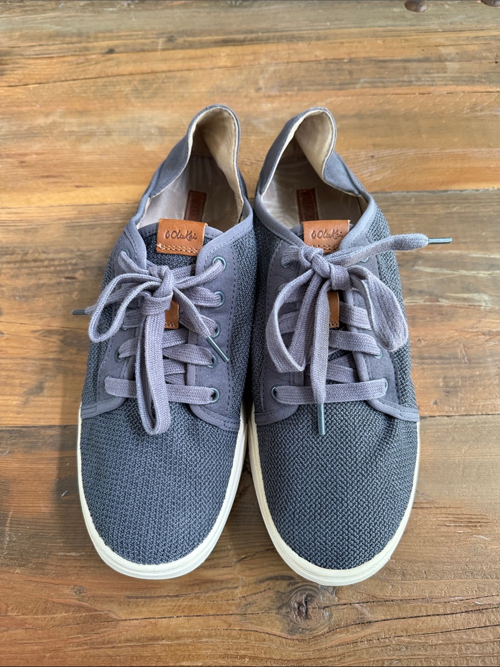 Olukai Sneakers